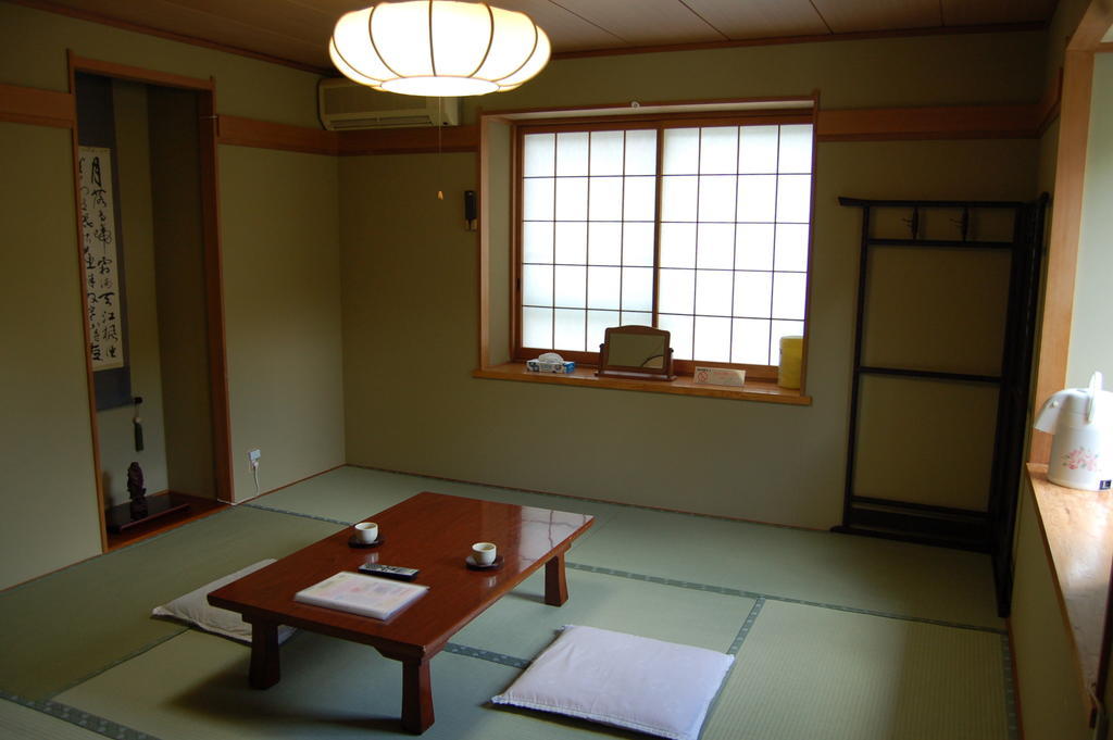 Onsen Pension Hanasakiyama Minakami Exterior foto